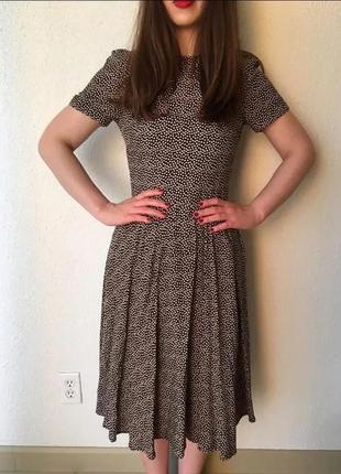 Стильне плаття в горошок 46-48 розмір