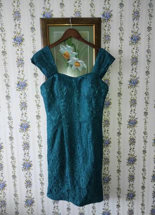Яркое кружевное гипюровое платье изумрудного цвета1 фото