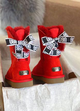 Ugg bailey bow red7 фото