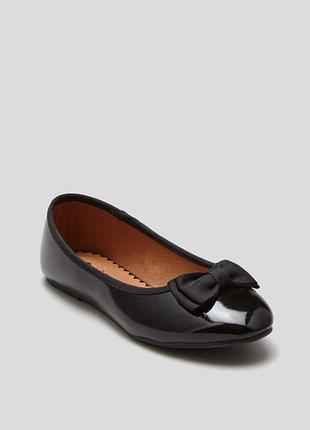 Стильные балетки туфли для девочки от бренда matalan