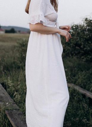 Біла сукня stradivarius2 фото
