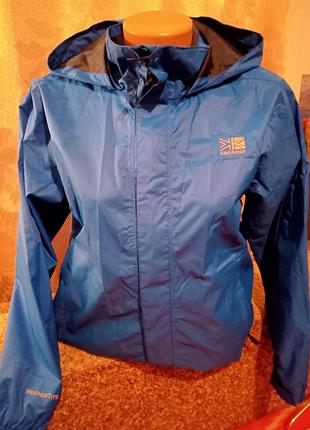 Куртка вітровка