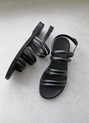 Petite jolie босоножки тренд сандалии стильные из walker3 фото