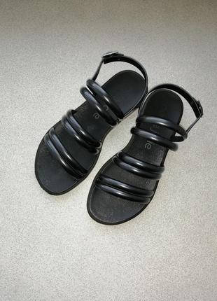 Petite jolie босоножки тренд сандалии стильные из walker1 фото