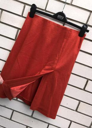 Червона вовняна спідниця marc cain