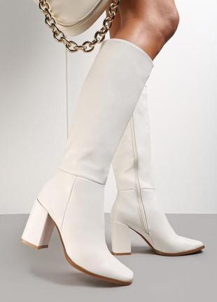 Сапоги с квадратным носком