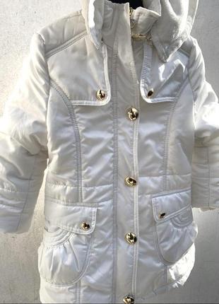 Зимнее пальто пуховик на 4-6 лет2 фото