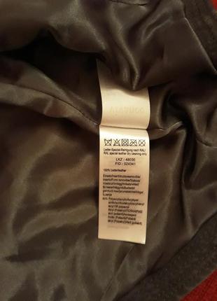 Куртка замшевая на молнии цвета хаки7 фото