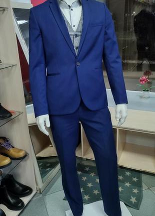 Распродажа!!!! деловой, классический, темно синий костюм
