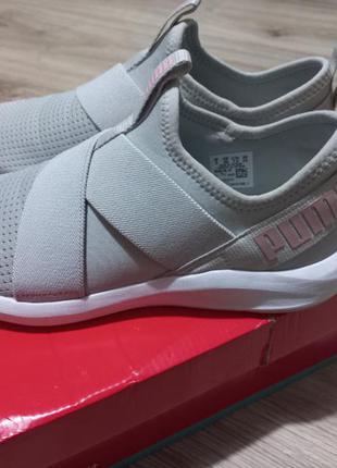 Продам новые оригинальные кроссовки puma (7,5)