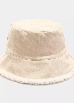 Молочная теплая двухсторонняя панамка!