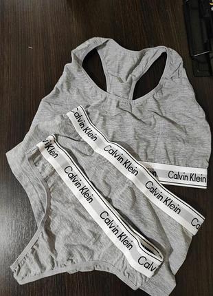 Топ + плавки 2 штучок