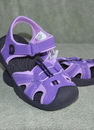 Красиві босоніжки для дівчинки jumping beans з сша 18 см по устілці