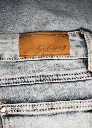 Обтягивающие джинсы с замочком внизу (низкая талия)4 фото