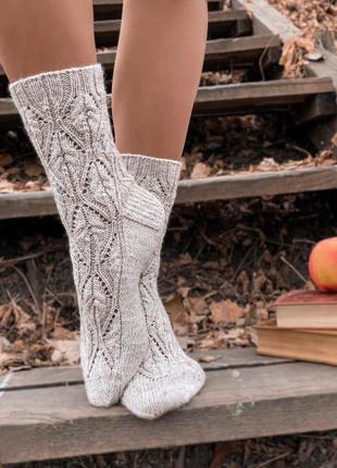 Вязаные носки ажур