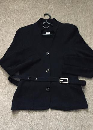 Жакет/трикотажний піджак вовняної 70%вовни