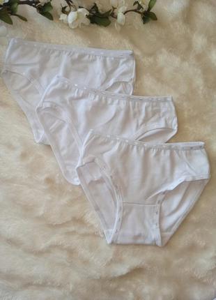 Білосніжні трусики на 2-4роки