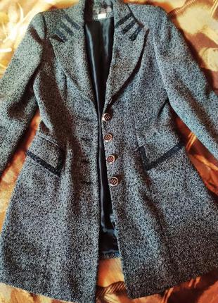 Серый удлиненный пиджак2 фото