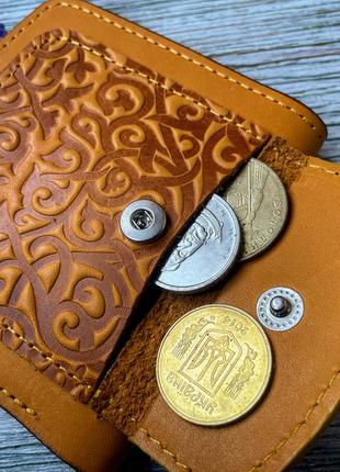 Шкіряне портмоне міні ручної роботи гаманець жіночий на 4 відділи жовті східні візерунки3 фото