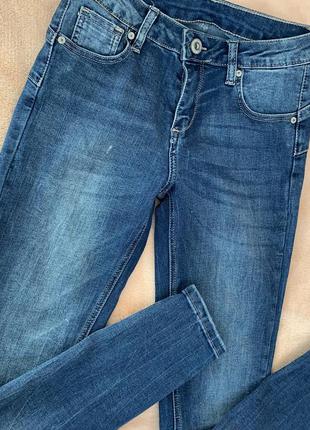 Стильные джинсы женские  по ножке s-m