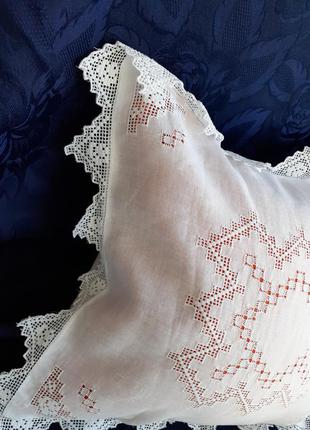 Наволочка на диванную подушку ручная работа винтаж вышивка ришелье кружевная натуральный батист6 фото