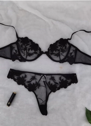 Комплект нижнего белья