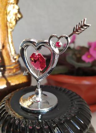 Сувенир, статуэтка пронзенное сердце, подарок на 8 марта с кристаллом сваровски6 фото