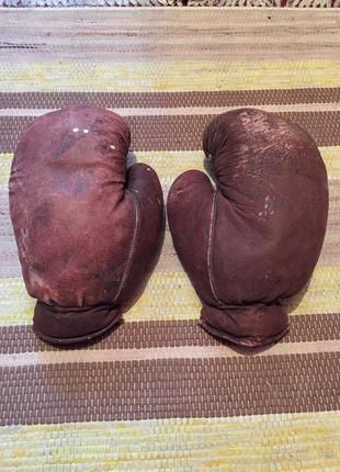 Винтажные боксерские перчатки2 фото