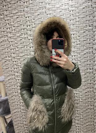 Пуховик з натуральним хутром