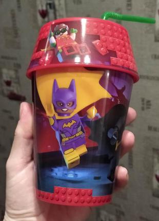 Стакан пластиковый с трубочкой