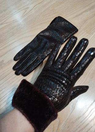 Кожаные перчатки цвета горький шоколад8 фото