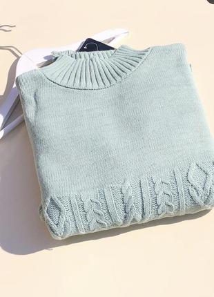 Кофта в трендовому кольору