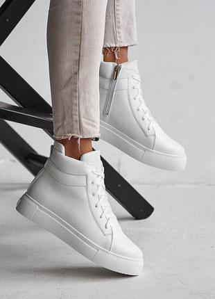 Зимние белые кеды кожа