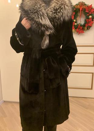 Шикарна норкова шуба стрижка греція