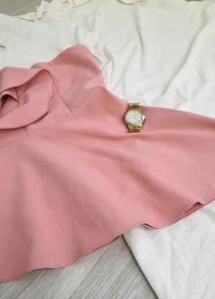 Розовая нарядная блуза бюстье на грудь с рюшами и баской5 фото