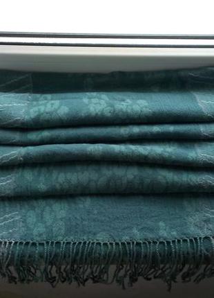 Вовняний палантин esprit