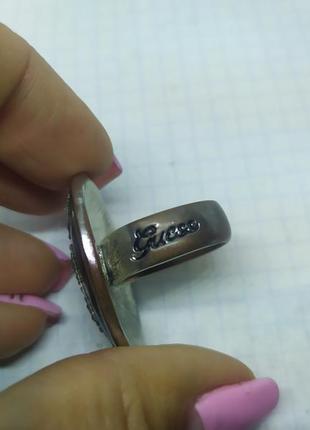 Кольцо guess. 25х30мм 8