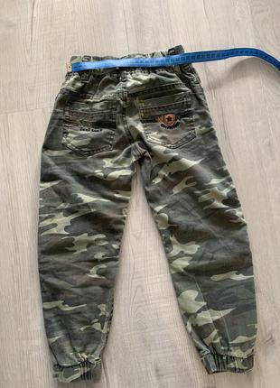 Штани захисного кольору