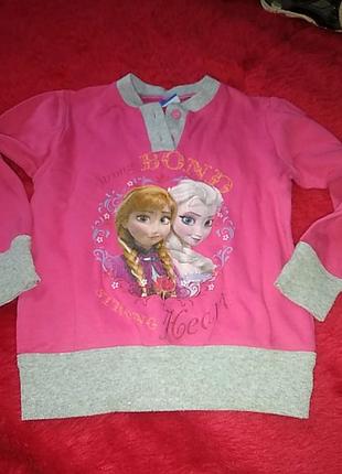 Легенька кофтинка.