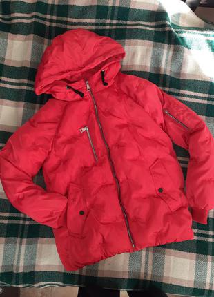 Куртка оверсайз женская объемная красная1 фото