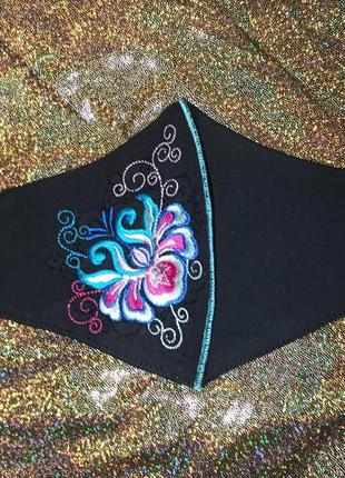 Маска с вышивкой на 100% хлопок