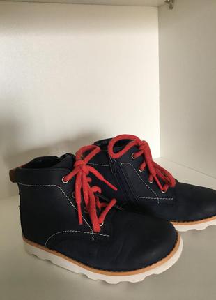 Черевички clarks