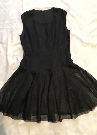 Дуже оригінальне плаття сітка. спідничка розширена.на підкладці. mim(франція)