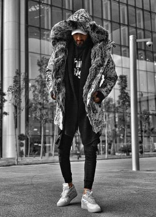 Шикарна парка на зиму