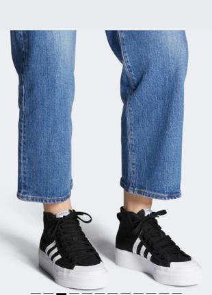 Продам новые кроссовки adidas (7,5) оригинал