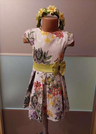 Весеннее платье на 122 рост