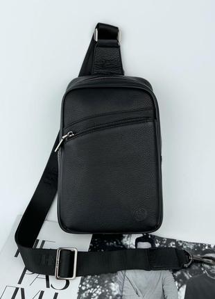 Мужская кожаная нагрудная сумка слинг через плечо  h.t. leather черная