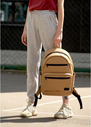 Стильный женский рюкзак бежевый3 фото