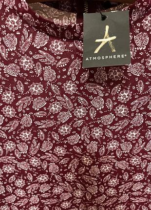 Очень красивая и стильная брендовая блузка.