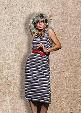 Платье трикотажное в полоску рубчик миди tu стрейч футляр с разрезами сбоку